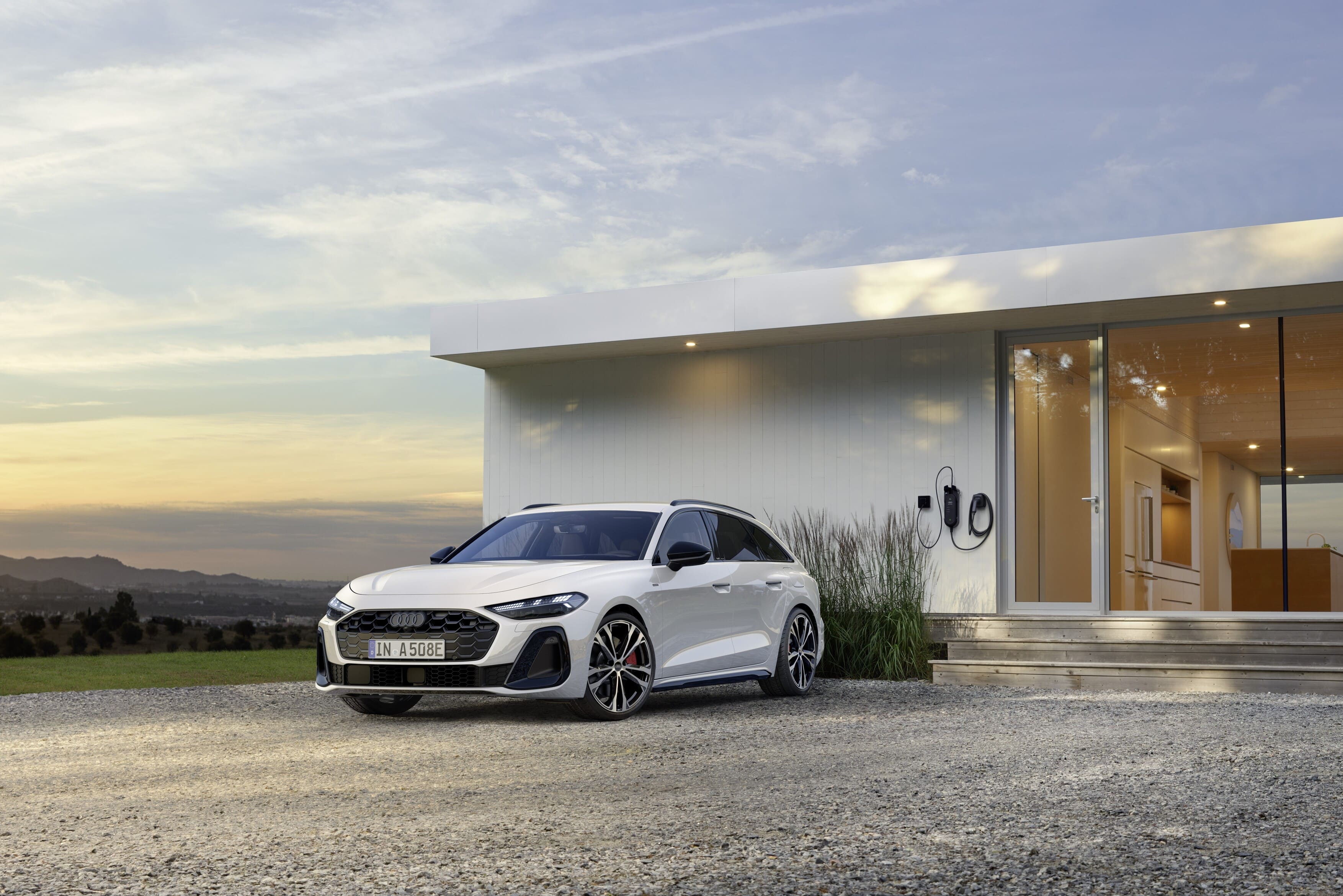 Audi Paris 16 - La Nouvelle Audi A5 Avant e-hybrid